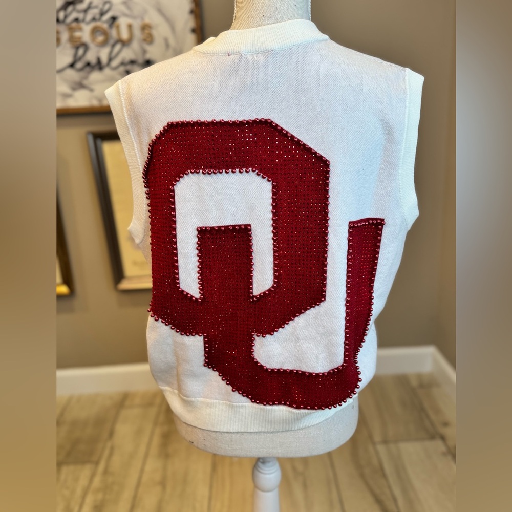 New! QUEEN OF SPARKLES Licensed Oklahoma Sooners Oversized Sweater Vest Stunning - Picture 9 of 11